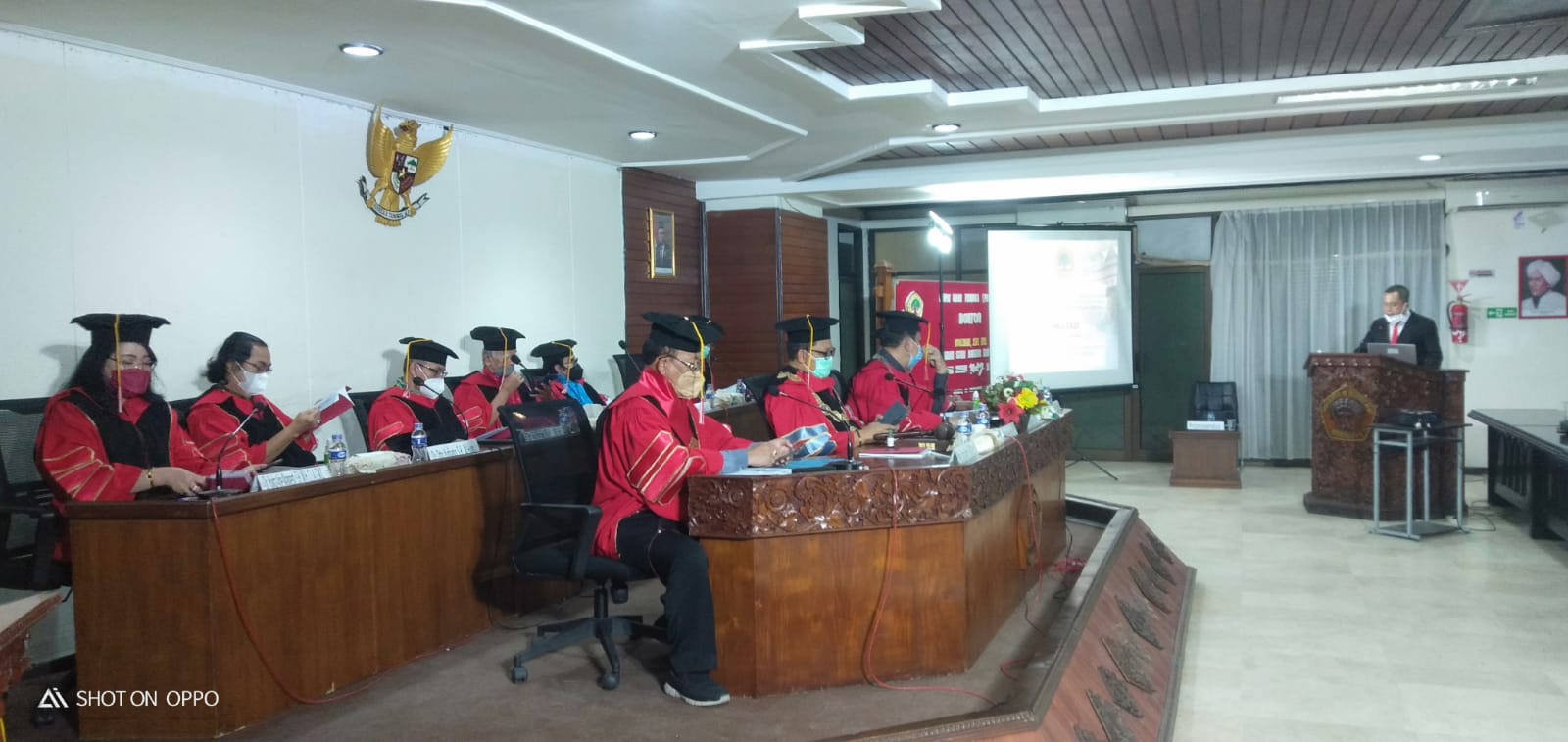 Ujian Terbuka Mulyadi Fakultas Hukum Untag Surabaya