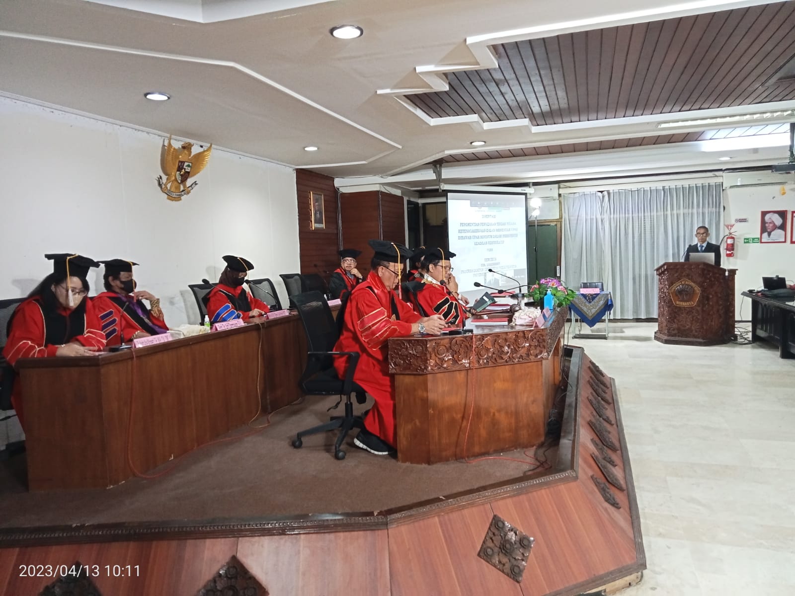 Ujian Terbuka Terubus Fakultas Hukum Untag Surabaya